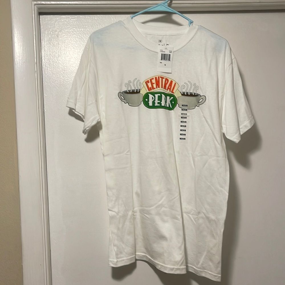 NWTโCentralโPerkโshirtโmedium